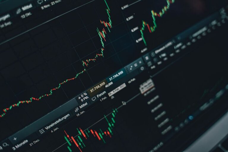 écran de bourse trading financier graphiques cours actions