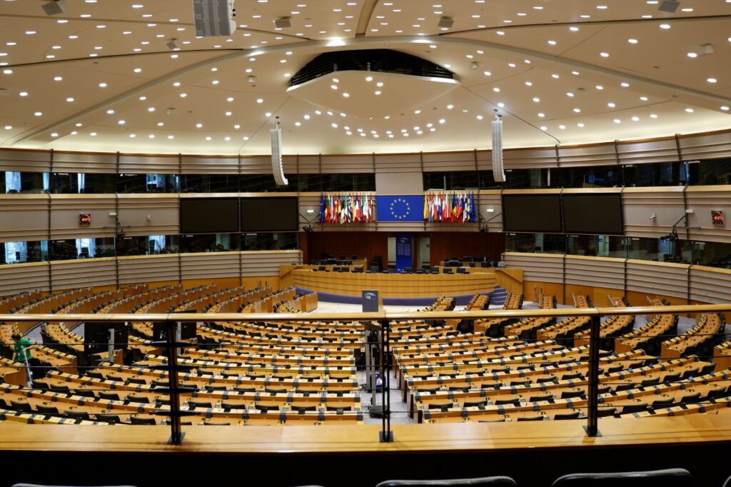 Budget européen 2028-2034 : ce que les négociations de Bruxelles changent pour les entreprises azuréennes