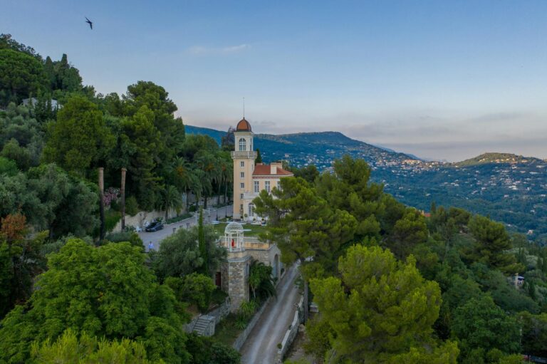 Immobilier azuréen : les prix résistent à la vague d'attentisme pré-BCE